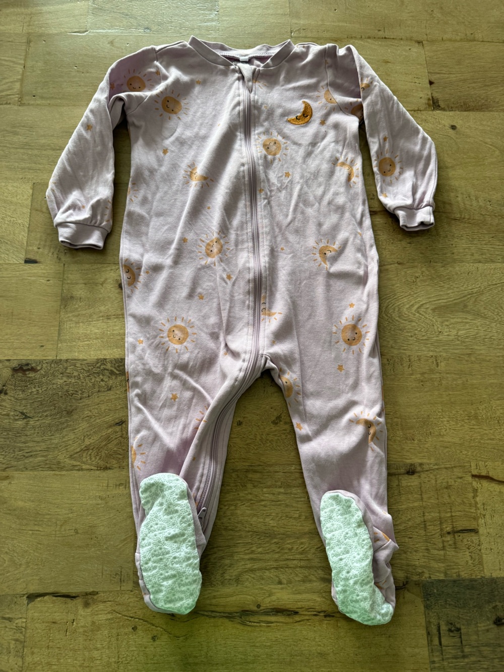 Pekkle Sleeper One-Piece in Light Pink with Sun & Moon footies sz 18 months